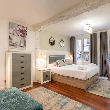 Old Town Xi By Aston דירה